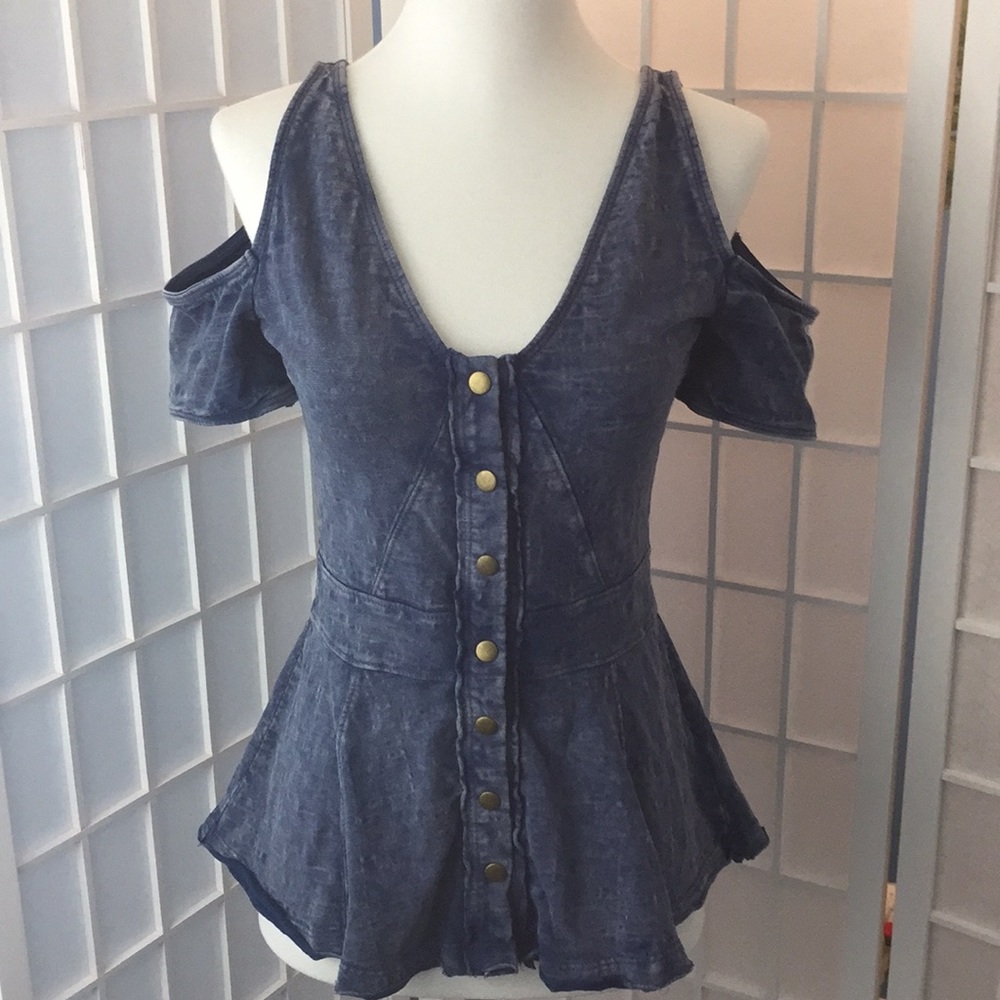 Free People Cold Shoulder Top. Blue Denim